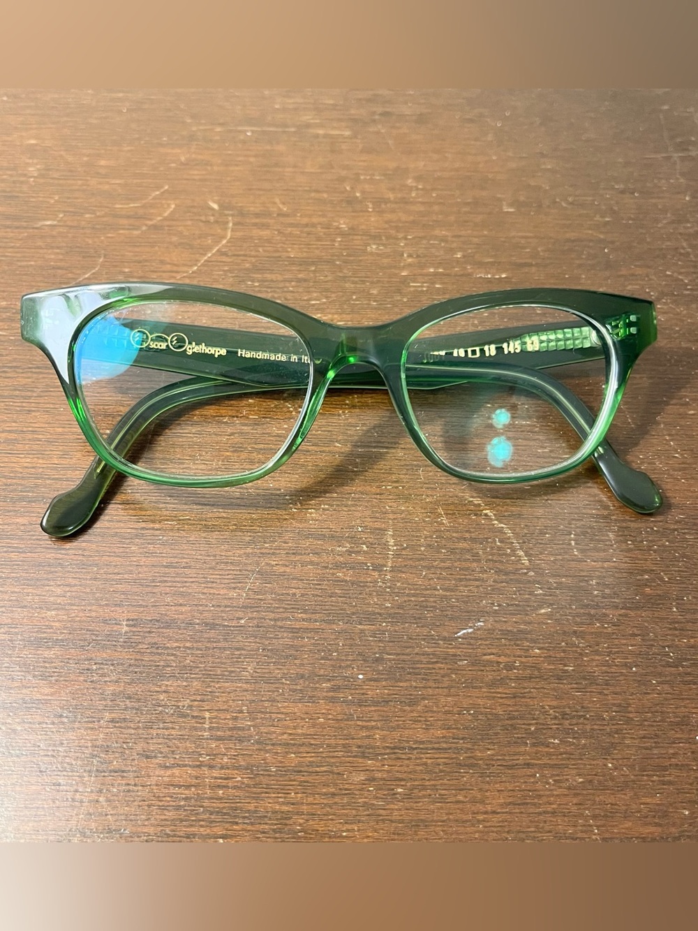 Oscar Oglethorpe Judy frames green